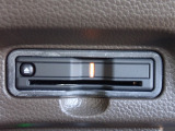 ■【ETC車載器】が装備されています。セットアップをしてお渡しとなり、ETCカードを差し込むだけで高速道路の利用が可能です。