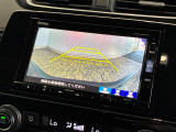 【バックカメラ】リバースにするだけで映ります、後方の安全確認や、狭い駐車場での車庫入れ、雨の日や夜間など視界の悪い時に便利です!安全にバックする為には欠かせない装備です。