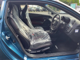 すっきりしたデザインの運転席で快適です☆