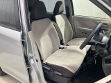 運転席からの視界が左右に広く隅々まではっきりと見渡せます。車の前端も把握しやすく安心して運転できます★
