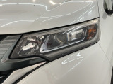 LEDヘッドライトは、点灯の瞬間から最大光量を発揮し、突然暗くなるトンネルなどでの安定感を高めます。