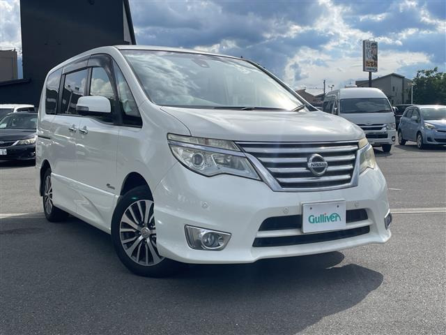 セレナ 2.0 ハイウェイスター S-HYBRID 修復歴無し