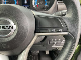 運転席まわりの画像です。