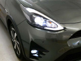 LEDヘッドライトです。デザイン性がよくとても明るいので、夜間の走行や悪天候でも安心です。しかも長寿命!