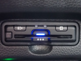 ■【ETC車載器】が装備されています。セットアップをしてお渡しとなり、ETCカードを差し込むだけで高速道路の利用が可能です。