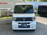 お客様に安全で快適なカーライフをお送りいただくために、中古車にも高いレベルの品質基準を設け、その基準に従って、全ての中古車について納車前整備を実施しています。