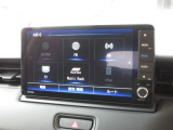 ナビゲーションは純正9インチコネクトナビ(VXU-245VZi)を装着しております。AM、FM、CD、DVD再生、Bluetooth、音楽録音再生、フルセグTVがご使用いただけます。