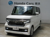 ホンダカーズ横浜 U-Select横浜南店へようこそ。 当社下取り、人気車両のN-BOXカスタムターボです。充実装備の一台。おススメです。どうぞご覧ください。
