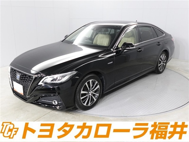 クラウン ハイブリッド 2.5 S Cパッケージ
