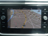 9.2インチナビゲーションです。オンライン機能We connect搭載&コネクタビリティー機能(Android AutoやApple CarPlay)、Bluetoothオーディオにも対応