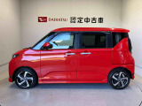 側面からの写真です。ご希望のお車が見当たらない場合は、弊社スタッフがしっかりとお客様のご要望に合ったお車をお探し致します。