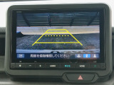 駐車が苦手な方にも安心の、バックカメラ装備です!