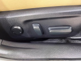 【パワーシート】スイッチ一つで簡単にシートの微調整が可能!電動だから力もいりません!快適なシートポジションにセットして、快適なドライブをお楽しみください。
