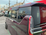 後方も見やすいガラスで運転しやすいです。