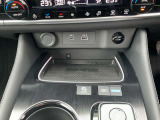 運転席まわりの画像です。