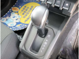 仕入れを行い、店頭に到着後は第三者検査機関が行う検査を実施しております。