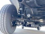 お車を安心してお乗りいただく為には、足回りの定期点検が欠かせません。サービスサポート(有償保証)では無料点検もご提供しており、安心のカーライフをお過ごしいただけるサポート体制が整っています。