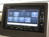 ナビゲーションは純正メモリーナビ(VXM-224VFi)を装着しております。AM、FM、CD、DVD再生、Bluetooth、音楽録音再生、フルセグTVがご使用いただけます。