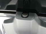 【ドラレコ搭載車】今や必需品のドライブレコーダー搭載車です。万が一のトラブルのときにも役に立つドライブレコーダーを装備しています。側面衝突や幅寄せ・割り込み対策に!