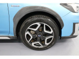 XV専用お洒落なアルミホイール装備になります!タイヤサイズは225/55R18を装備!シンメトリカルAWDとe-BOXERの走りをお楽しみください!