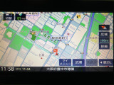 ダイハツ純正ナビゲーションを装備しています☆TVは画像がきれいなフルセグになっていてスマホに入っている音楽もBluetoothで繋いで楽しんでいただけます☆