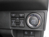 納車の前にはエンジンオイル、オイルエレメント、エアクリーナー、クーラント、バッテリー、ワイパーゴムのチェック又は交換を行います。