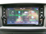 フルセグTV、CD、Bluetooth、RECAUDIOなど好きな音楽を聴きながらドライブ。