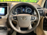 【純正革巻きステアリング】上質な革を使用することで、手にしっかり馴染みとても運転しやすいハンドルです♪