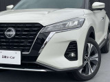 最新式はLEDヘッドランプですね。瞬時に明るい光が夜間の運転をぐっと楽にしてくれますよ。