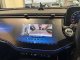 バックカメラにより駐車時の後方確認も楽にできます。