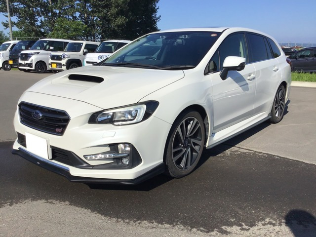 レヴォーグ 2.0 STI スポーツ アイサイト 4WD