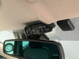 いくら安全運転をしていても、事故に巻き込まれることもあります。万が一の時に証拠として使えるフロント+車室内ドライブレコーダーがついてます♪