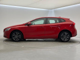全国のVOLVOからお取り寄せが可能※!遠方の店舗に展示してあるクルマが気になる場合も、最寄りの店舗でご購入ただくことが可能です!是非私たちに要望をお聞かせください!※別途費用