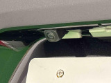バックカメラ装備 ナビゲーション等を装着した場合には車両の前後左右に搭載した4つのカメラにより、車庫入れや狭い道でのすれ違いをしっかりサポートするパノラマモニター対応カメラが付いてます