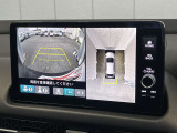 前後左右、見下ろしのモニター表示でバック時の障害物もしっかり見えます!