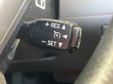 【クルーズコントロール】高速道路もラクラク走行。アクセルを離しても一定速度で走行ができ、長距離運転時の負担を軽減!加速・減速も簡単なスイッチ操作で調整できます。