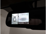 バックガイドモニターで、後方を確認しながら安心して駐車することができます。運転初心者も熟練者も必須の機能ですよ!