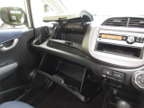豊富な収納で、いつもすっきりとした車内、ほしい場所にちょうど良い収納を備えました。