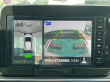 ナビ画面にアラウンドビュ-モニタ-の映像を映し出しています。  狭い場所での車庫入れをサポ-トしてくれる便利アイテムです。