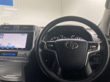 使いやすく運転しやすいレイアウトの運転席周り。