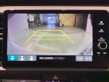 バックをするとき自動でリアの様子が映る『リアカメラ』付き! 画面で確認しながらバックが出来るので駐車の時も安心です。