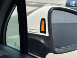 後側方の車両を検知してドライバーへ注意を促すレーンチェンジアシスト。