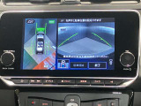 【プロパイロットパーキング】駐車したい位置を設定するだけであとはボタンを押し続けるだけで駐車はリーフにお任せ♪