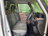 運転席シート廻りは使用感も少なく、良好な状態となっています。丁寧に使われていたことがよくわかりますね。