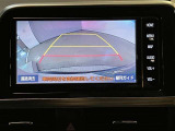バックガイドモニターで、後方を確認しながら安心して駐車することができます。運転初心者も熟練者も必須の機能ですよ!