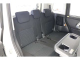 ■車内クリーニング■専門スタッフが見えないところまで徹底洗浄!車内のニオイもリフレッシュ!目に見えないところまで美しくがモットーです。だから、当店の中古車は内装にも自信があります!