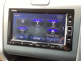 ナビ機能だけでなく、ミュージックサーバー、Bluetooth、フルセグテレビ、DVDとCD再生など、オーディオ機能がついています。