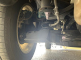 お車を安心してお乗りいただく為には、足回りの定期点検が欠かせません。サービスサポート(有償保証)では無料点検もご提供しており、安心のカーライフをお過ごしいただけるサポート体制が整っています。