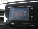 ナビゲーションは純正メモリーナビを装着しております。AM、FM、CD、DVD再生、Bluetooth、フルセグTVがご使用いただけます。初めて訪れた場所でも安心ですね!