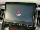 【大画面ナビ】人気の大型10インチナビを装備。存在感のある大画面はインパクト大!ナビ利用時のマップ表示は見やすく、テレビやDVDは臨場感がアップ!いつものドライブがグッと楽しくなります♪